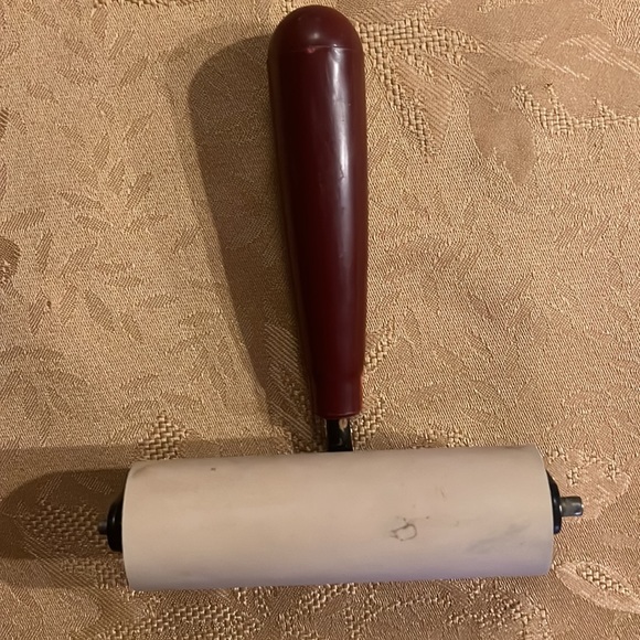 Speedball soft rubber Brayer 4” - Picture 2 of 6